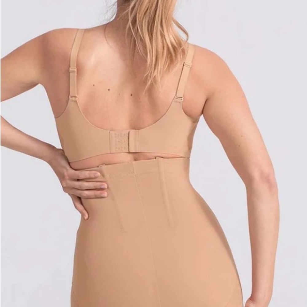 SuperPower Short - Picture 3 of 10